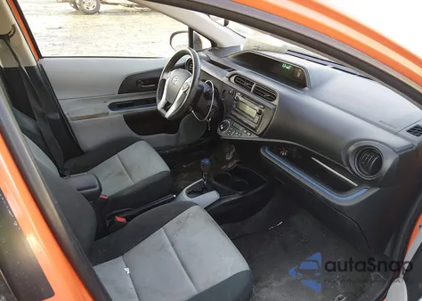 2013 Toyota Prius C Two из США, поврежденный, VIN JTDKDTB33D1035704